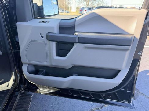 Used 2018 Ford F150 XL w/ Equipment Group 101A Mid image 10