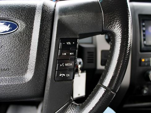 Used 2012 Ford F150 XLT w/ XTR Pkg image 11