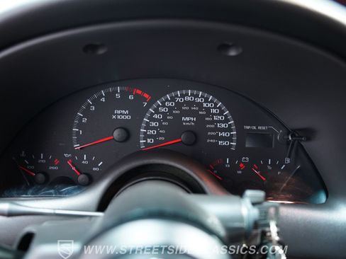 Used 2002 Chevrolet Camaro Z28 w/ SS Performance/Appearance Pkg RWD image 31