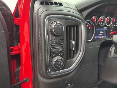 Used 2020 Chevrolet Silverado 1500 LT Trail Boss image 15