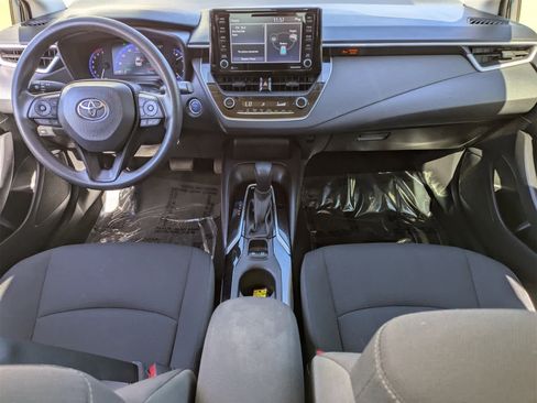Used 2022 Toyota Corolla LE image 14