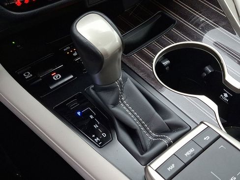 Used 2021 Lexus RX 350 AWD w/ Luxury Package image 15