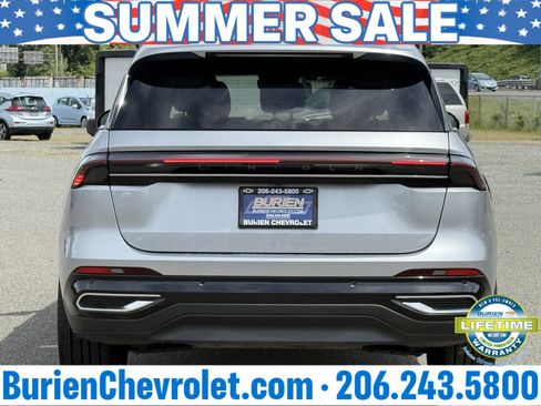 Used 2024 Lincoln Nautilus Premier w/ Equipment Group 102A AWD/4WD image 4