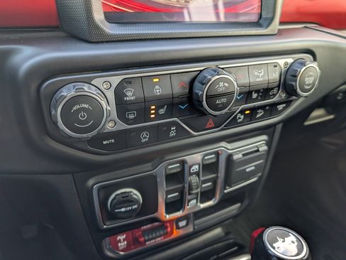 Certified 2020 Jeep Wrangler Unlimited Rubicon image 20