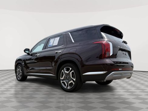 Used 2023 Hyundai Palisade Limited w/ Cargo Package AWD/4WD image 4