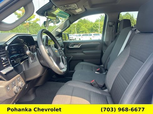 Certified 2025 Chevrolet Silverado 1500 LT AWD/4WD image 23