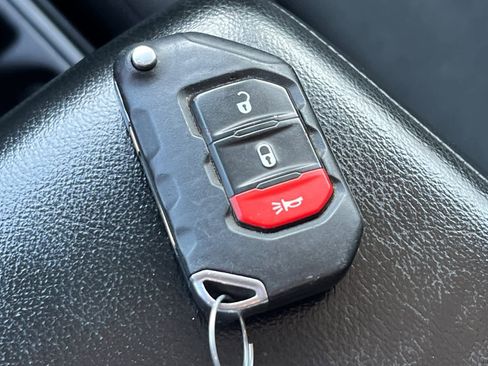 Used 2018 Jeep Wrangler Unlimited Sport image 25