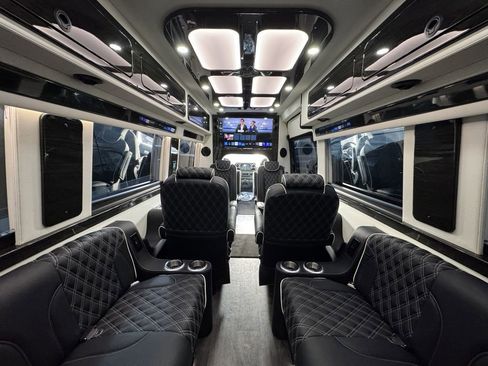 New 2024 Mercedes-Benz Sprinter 3500 image 5