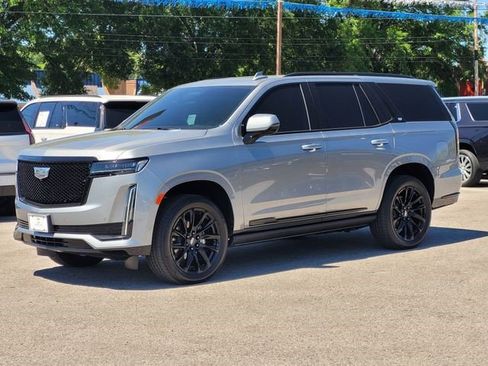 Certified 2024 Cadillac Escalade Sport Platinum w/ LPO, ONYX Package AWD/4WD image 4