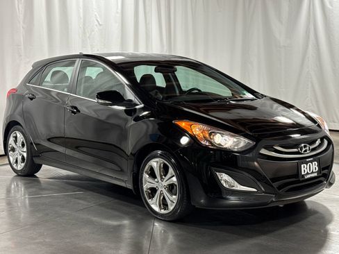 Used 2013 Hyundai Elantra GT w/ Style Pkg FWD image 7