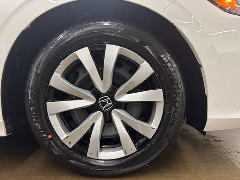 Used 2024 Honda Civic LX image 31
