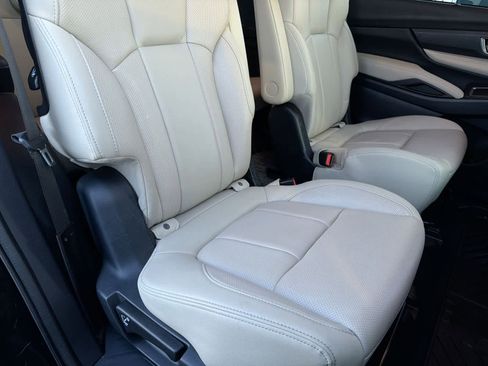 Used 2019 Subaru Ascent Limited w/ Popular Package #3 image 21