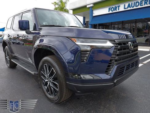 Used 2026 Lexus GX 550 image 42