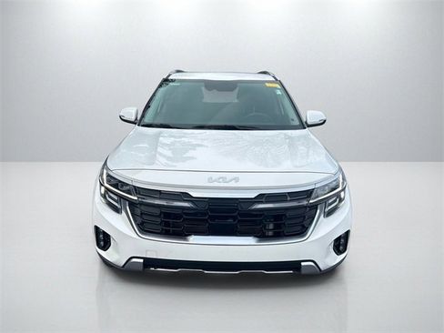 Certified 2024 Kia Seltos SX image 2