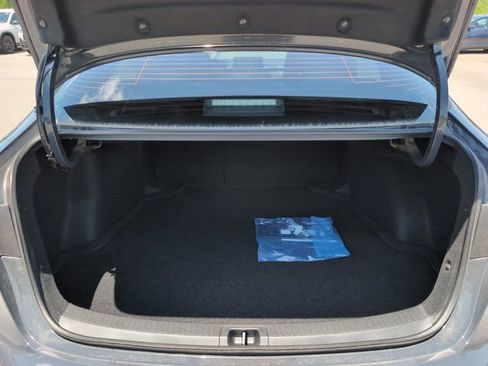 Used 2025 Toyota Corolla LE w/ Convenience Package FWD image 6