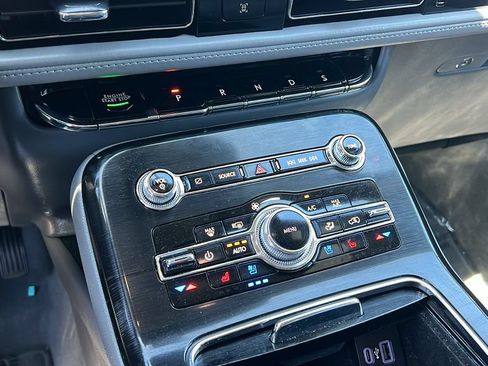 Certified 2023 Lincoln Nautilus Reserve w/ Equipment Group 201A AWD/4WD image 18