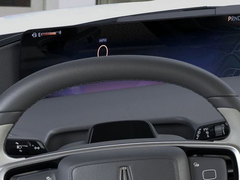 New 2026 Lincoln Navigator Reserve AWD/4WD image 13