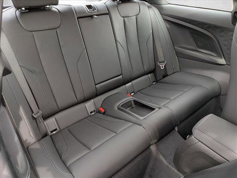 Used 2025 BMW 230i Coupe w/ M Sport Package RWD image 20