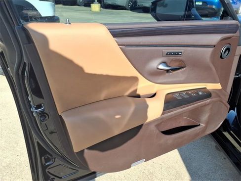 Used 2019 Lexus ES 350 image 21
