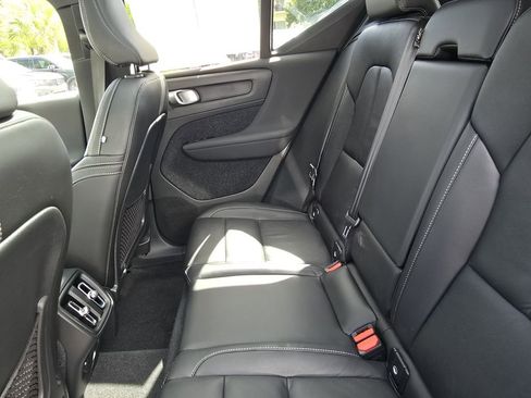 Certified 2023 Volvo XC40 B5 Plus w/ Protection Package Premier image 14