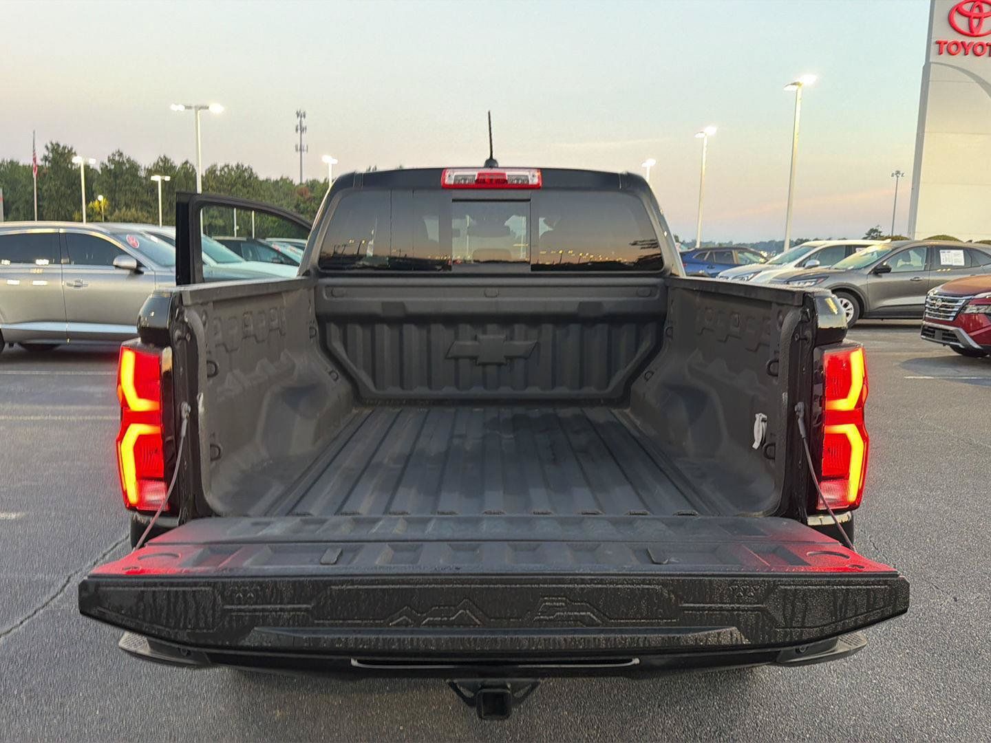 Used 2023 Chevrolet Colorado LT w/ LT Convenience Package III AWD/4WD image 34