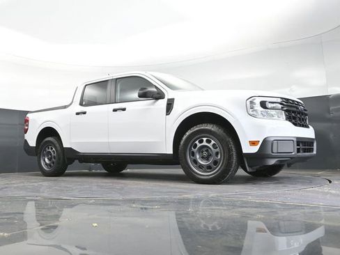 Used 2024 Ford Maverick XL FWD image 31