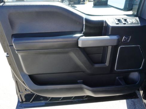 Used 2018 Ford F150 Platinum w/ Equipment Group 701A Luxury AWD/4WD image 13