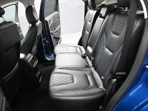Used 2024 Ford Edge Titanium AWD/4WD image 14