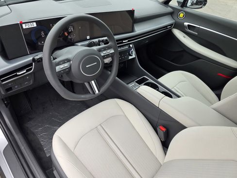 New 2025 Hyundai Sonata SEL image 23