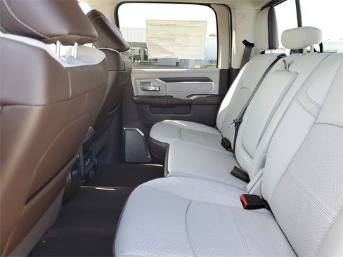 New 2025 RAM 2500 Laramie image 12