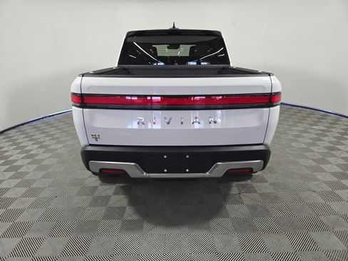 Used 2024 Rivian R1T Launch Edition Quad AWD/4WD image 4