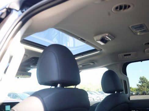 New 2026 Kia Carnival SX Prestige image 24