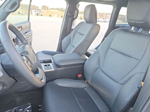 Used 2024 Toyota Land Cruiser image 15