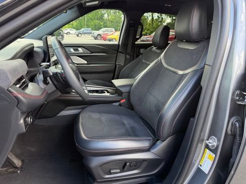 Certified 2025 Ford Explorer ST w/ Sun And Sound Package AWD/4WD image 12