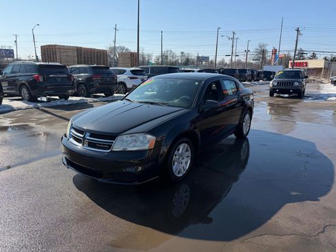 Used 2012 Dodge Avenger SE image 8