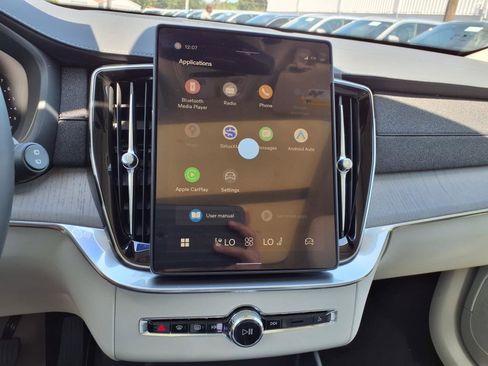 New 2026 Volvo XC90 B6 Ultra image 15