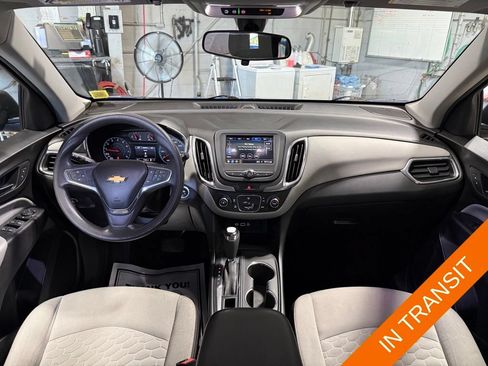 Used 2019 Chevrolet Equinox LS w/ LS Convenience Package AWD/4WD image 5
