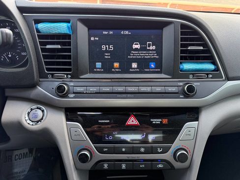 Used 2018 Hyundai Elantra Value Edition image 17