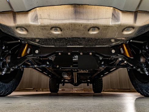 Used 2025 Chevrolet Silverado 1500 ZR2 w/ Technology Package image 13