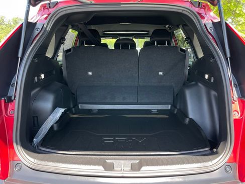 Certified 2025 Honda CR-V Sport image 40