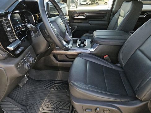 Used 2024 Chevrolet Silverado 2500 LTZ w/ LTZ Premium Package image 23