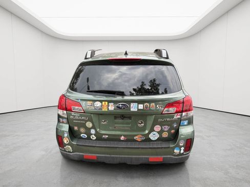 Used 2013 Subaru Outback 2.5i Limited AWD/4WD image 5