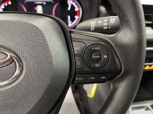 Used 2024 Toyota RAV4 LE image 18