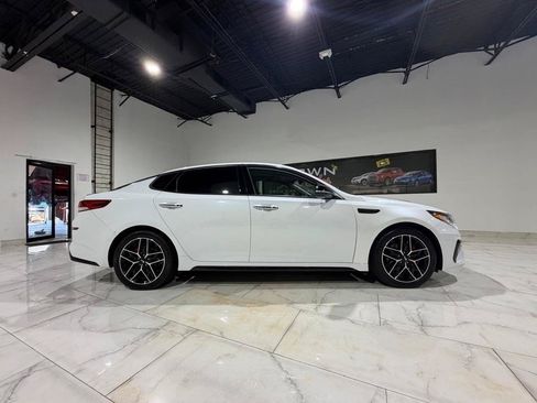 Used 2020 Kia Optima SX FWD image 7