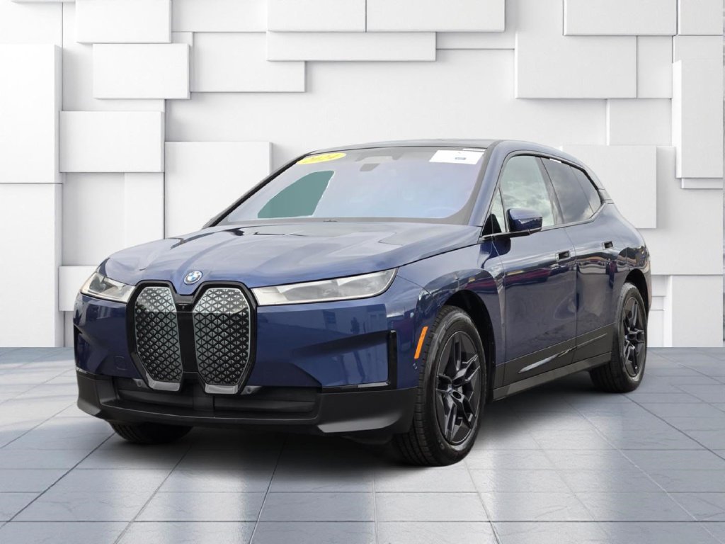 Certified 2024 BMW iX xDrive50 AWD/4WD image 3