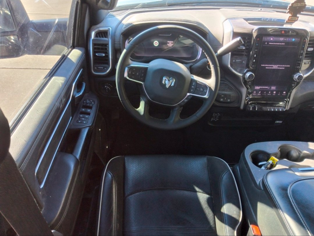 Used 2026 RAM 2500 Laramie AWD/4WD image 13