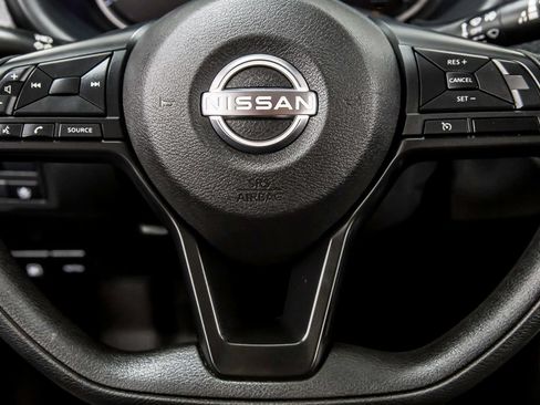 Used 2025 Nissan Kicks Play S FWD image 23