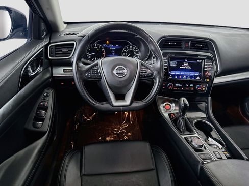 Used 2023 Nissan Maxima SL FWD image 17