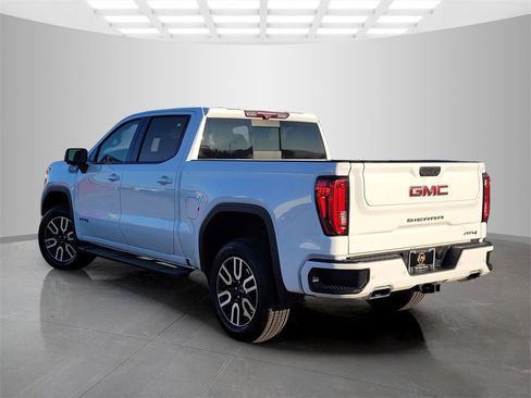 Used 2020 GMC Sierra 1500 AT4 w/ AT4 Premium Package image 6