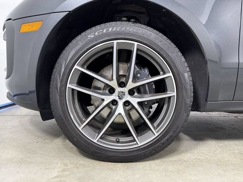 Certified 2024 Porsche Macan Turbo AWD/4WD image 13